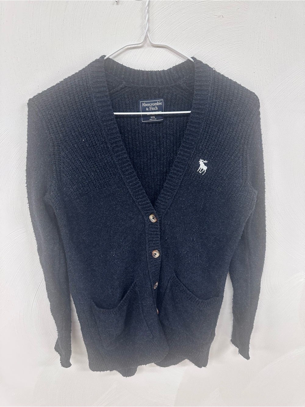 Abercrombie & Fitch Navy Button-Front V-Neck Cardigan